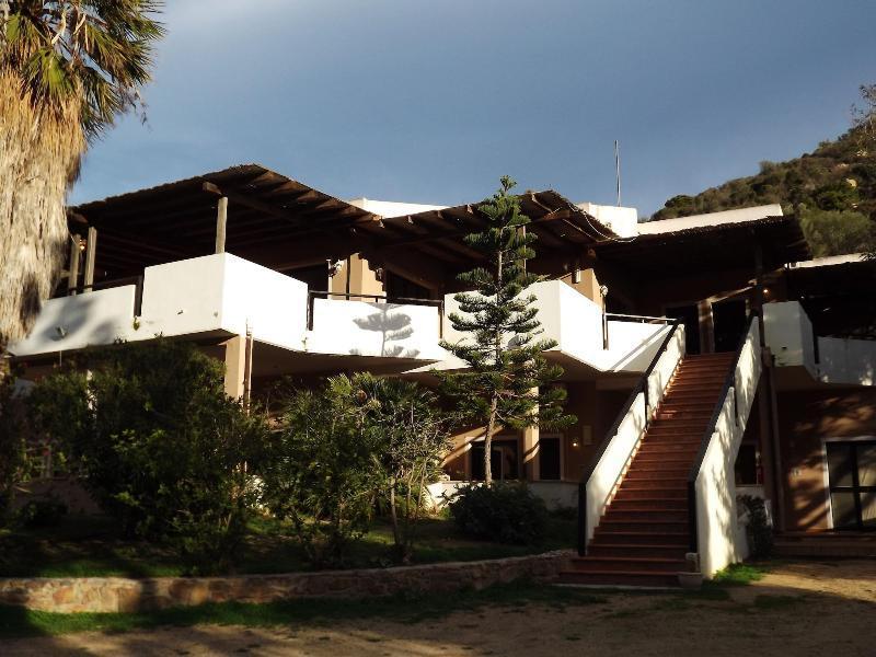 Hotel L'Oleandro Villasimius Exterior photo